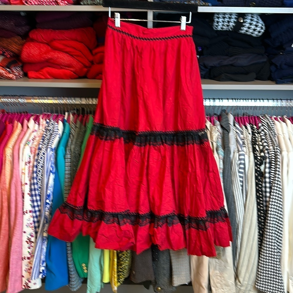 Vintage unbranded red with black lace circle skirt size XS